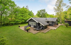 3 Bedroom Amazing Home In Glesborg, Glesborg